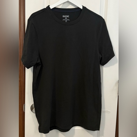 Rhone Shirt Mens Large Tees- 1 Black 1 White Short Sleeve Crew Tee - Picture 1 of 11